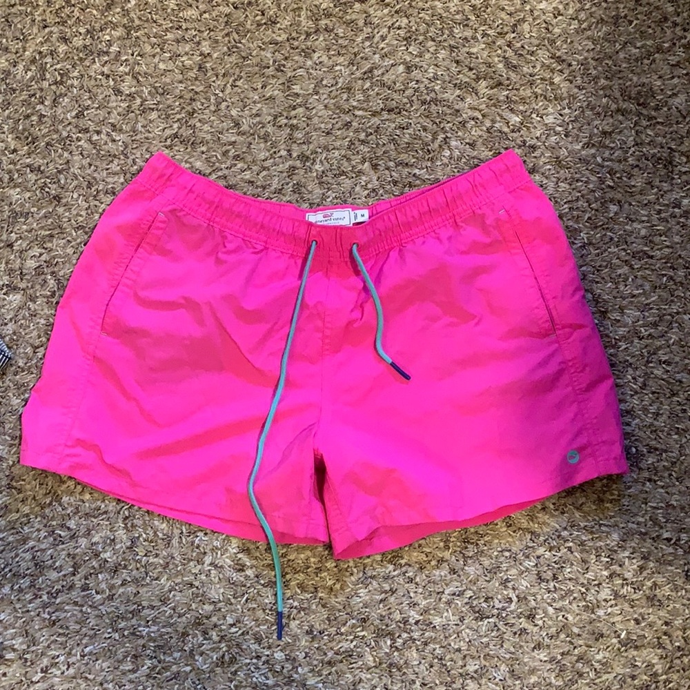 Vineyard Vines Performance shorts